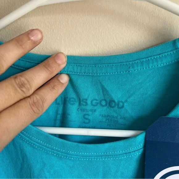 Life is Good Blue Jeep Beach Sun Graphic Tee T-shirt NWT - Picture 3 of 6